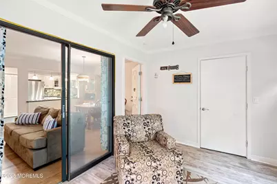 19 Manchester Court, Red Bank, NJ 07701 - Photo 4