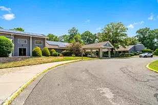 19 Manchester Ct, Red Bank, NJ 07701 - Photo 24