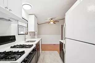 5 Fallow Dr, Manalapan Township, NJ 07726 - Photo 10