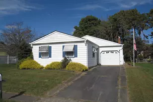 367 Port Royal Dr, Toms River Township, NJ 08757 - Photo 2