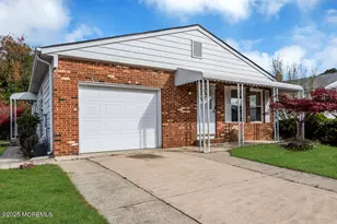 136 Orlando Blvd, Toms River Township, NJ 08757 - Photo 2