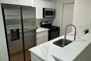 28 Delavan Ct, New Brunswick, NJ 08901 - Photo 4