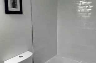 28 Delavan Ct, New Brunswick, NJ 08901 - Photo 10