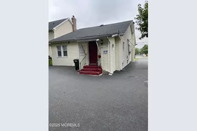 190 South Street, Freehold, NJ 07728 - Photo 2