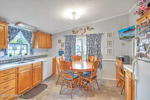 38 Village Rd, Morganville, NJ 07751 - Photo 12