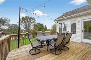 89 Gravel Hill Rd, Freehold, NJ 07728 - Photo 32