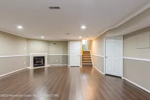 34 Chimney Ct, Laurence Harbor, NJ 08879 - Photo 28