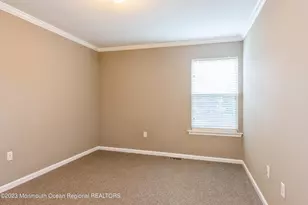 34 Chimney Ct, Laurence Harbor, NJ 08879 - Photo 14