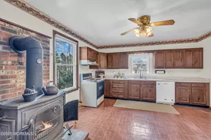 627 Beers St, Hazlet Township, NJ 07730 - Photo 26