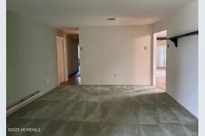 42 Lauren Lane S, Brick, NJ 08723 - Photo 4