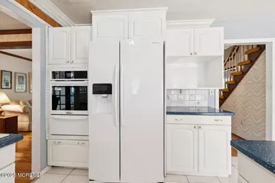 34 Sherwood Road, Manalapan Township, NJ 07726 - Photo 10