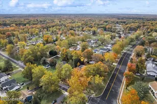 34 Sherwood Rd, Manalapan Township, NJ 07726 - Photo 36