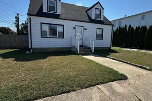 10 Campbell Ct, Deal, NJ 07723 - Photo 1