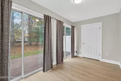 61 Albury Way, North Brunswick Township, NJ 08902 - Photo 16