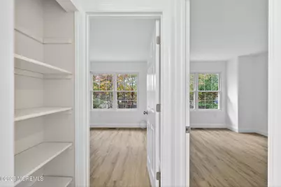 61 Albury Way, North Brunswick Township, NJ 08902 - Photo 18