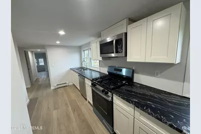 259 Matawan Avenue #2, Matawan, NJ 07747 - Photo 4