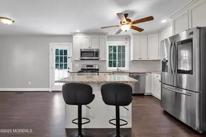 401 Spruce Street, Union Beach, NJ 07735 - Photo 18