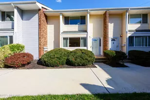 Q10 Quincy Circle, Dayton, NJ 08810 - Photo 1