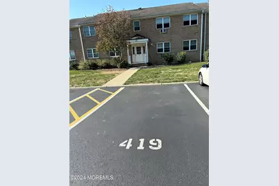 12 Manchester Court #C, Freehold, NJ 07728 - Photo 2