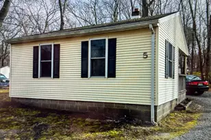 1 3 5 Francis Mills Rd, Freehold, NJ 07728 - Photo 6