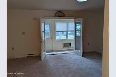 160D Gramercy Court, Lakewood, NJ 08701 - Photo 6