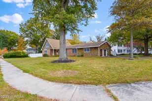 1 Hawk Dr, Princeton Junction, NJ 08550 - Photo 40