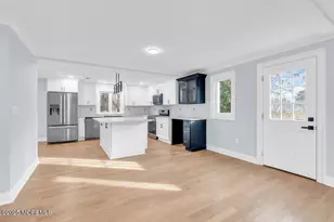 124 Robinson Pl, Shrewsbury, NJ 07702 - Photo 14