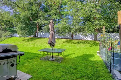 111 Joan Court, Jackson, NJ 08527 - Photo 16