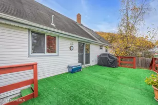 25 Venus Rd, South Amboy, NJ 08879 - Photo 38