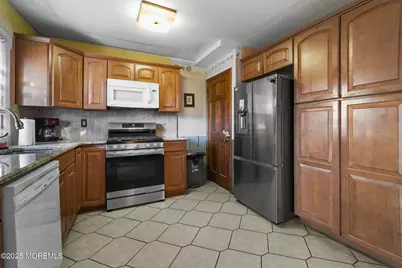 73 Broadway Road, Freehold, NJ 07728 - Photo 10