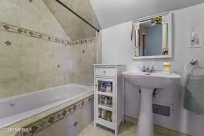 73 Broadway Road, Freehold, NJ 07728 - Photo 16