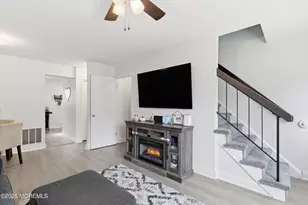 1024 Tammy Ct, Brick, NJ 08724 - Photo 4