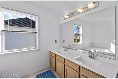 50 Shawnee Way, Morganville, NJ 07751 - Photo 38