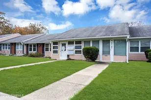 237 Huntington Dr, Lakewood, NJ 08701 - Photo 6