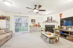 112 Phillip E Frank Way, Aberdeen Township, NJ 07721 - Photo 4