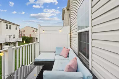 112 Phillip E Frank Way, Aberdeen Township, NJ 07721 - Photo 20