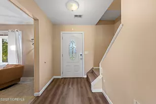 98 Maine St, Toms River Township, NJ 08753 - Photo 4