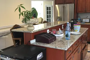 124 Taylors Mills Rd, Manalapan Township, NJ 07726 - Photo 8