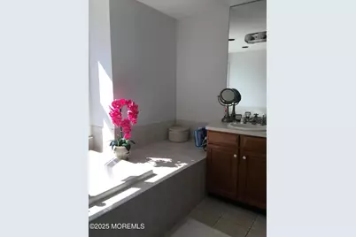 124 Taylors Mills Road, Manalapan Township, NJ 07726 - Photo 18