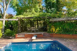 8 Glenwood Dr, Tinton Falls, NJ 07724 - Photo 60