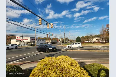 629 N Main Street, Lanoka Harbor, NJ 08734 - Photo 4