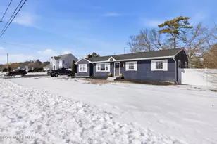 802 E Hickory Dr, Lanoka Harbor, NJ 08734 - Photo 4