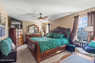 43 Pemberton Dr, Matawan, NJ 07747 - Photo 8