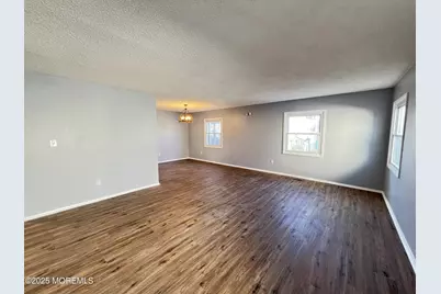 67 Medford Lane, Willingboro, NJ 08046 - Photo 6