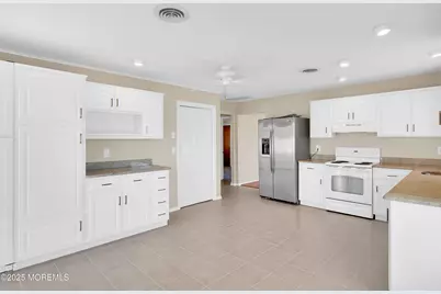306 Saint Thomas Drive, Toms River Township, NJ 08757 - Photo 10
