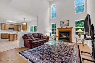 8 Connor Dr, Manalapan Township, NJ 07726 - Photo 14