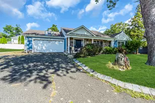 13 Morris Pl, Oceanport, NJ 07757 - Photo 4