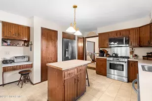 5 Karen Ct, West Long Branch, NJ 07764 - Photo 10