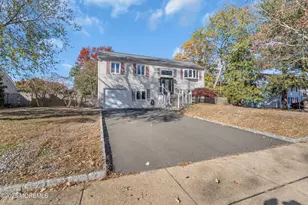 904 Tudor Dr, Toms River Township, NJ 08753 - Photo 2
