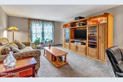718 E Veterans Highway, Jackson, NJ 08527 - Photo 16
